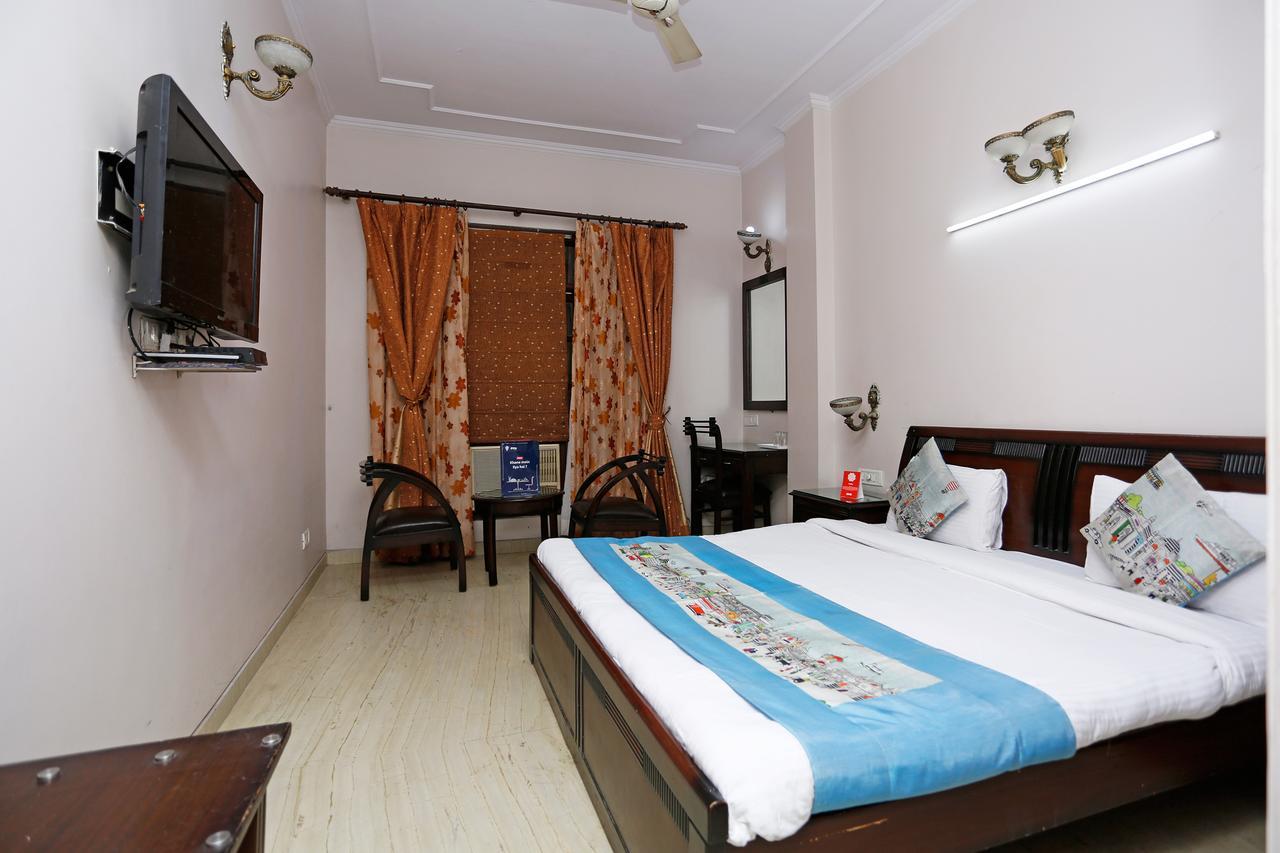Oyo 5401 Hotel Mid Town 뉴델리 외부 사진